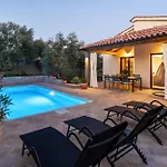 Canziana By Briskva Villa *