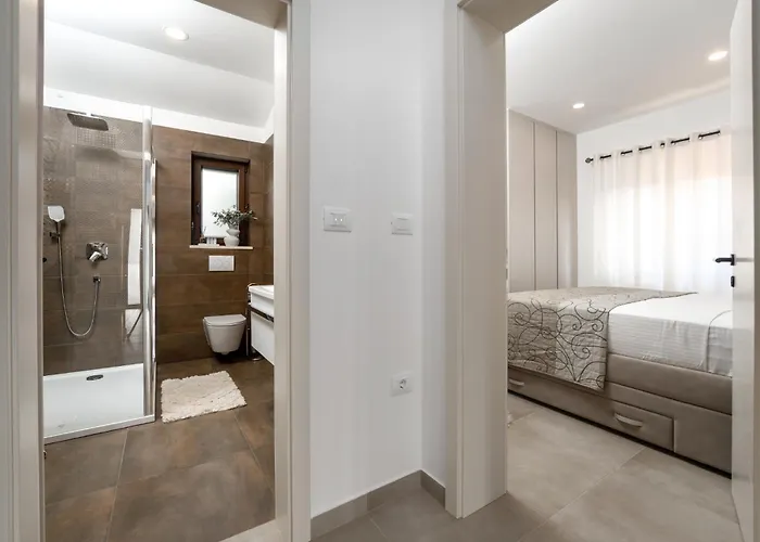 Вілла Canziana By Briskva